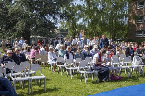 LVIE MG 1072 resized